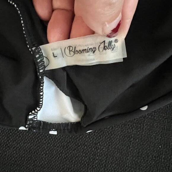 Blooming Jelly Black White Polka Dot Removable Pads Bikini Top Swimsuit Large - Picture 5 of 7